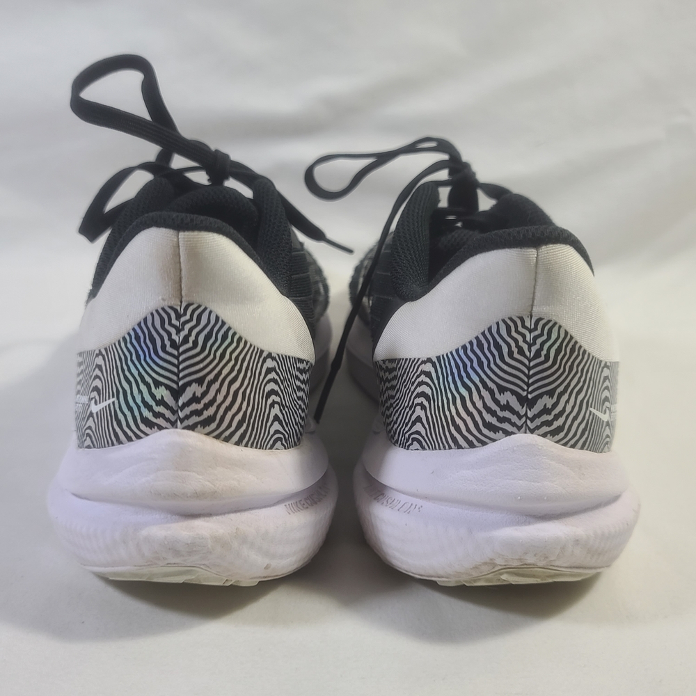 Nike Air Winflo 9 Women's Premium Soundwave Black White Running Shoes Size 8 - Picture 3 of 9